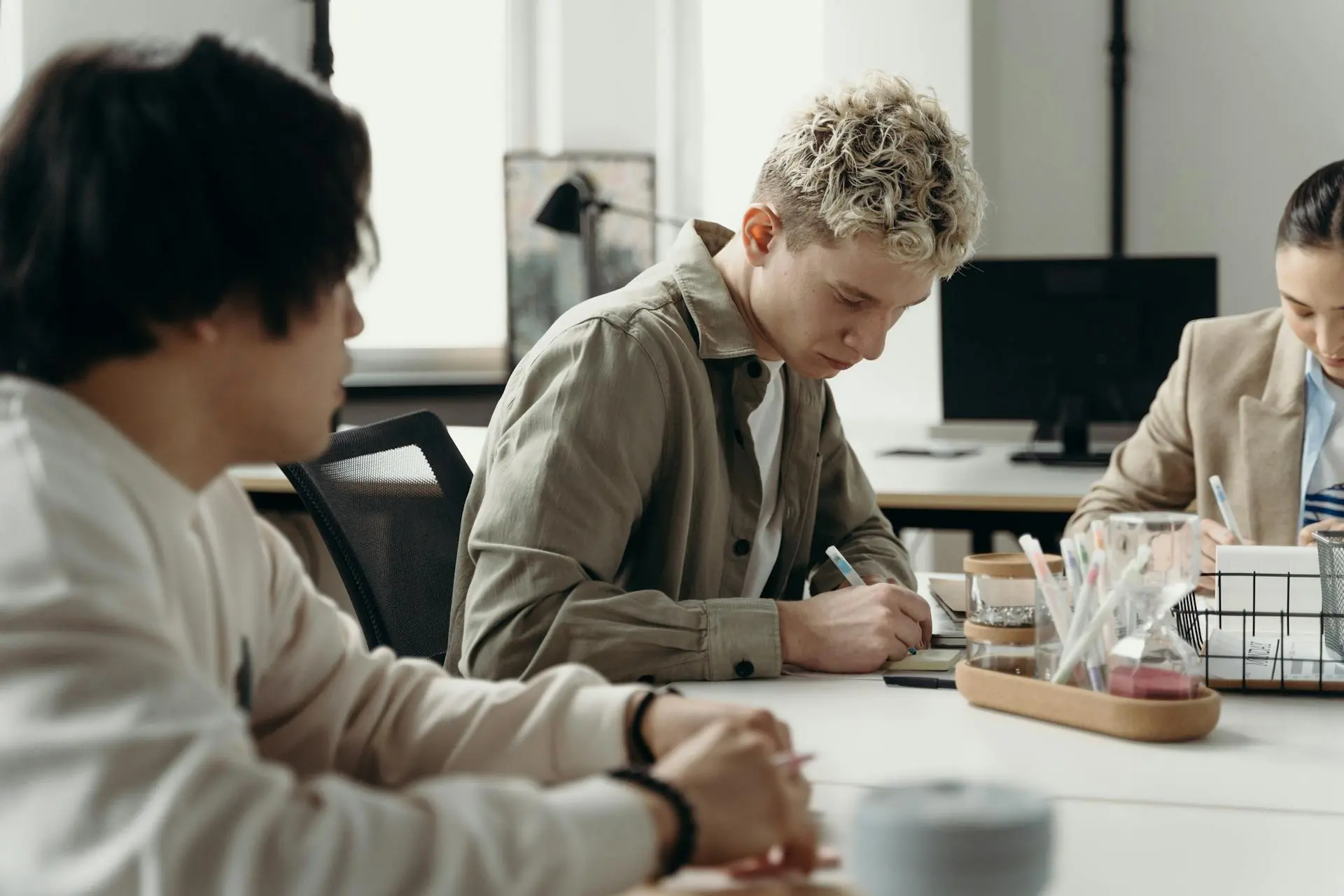 WordPress website laten maken in Eindhoven- Onderhoud en support- wij blijven bereikbaar WordPress website laten maken in Eindhoven – team werkt aan website onderhoud en klantensupport.