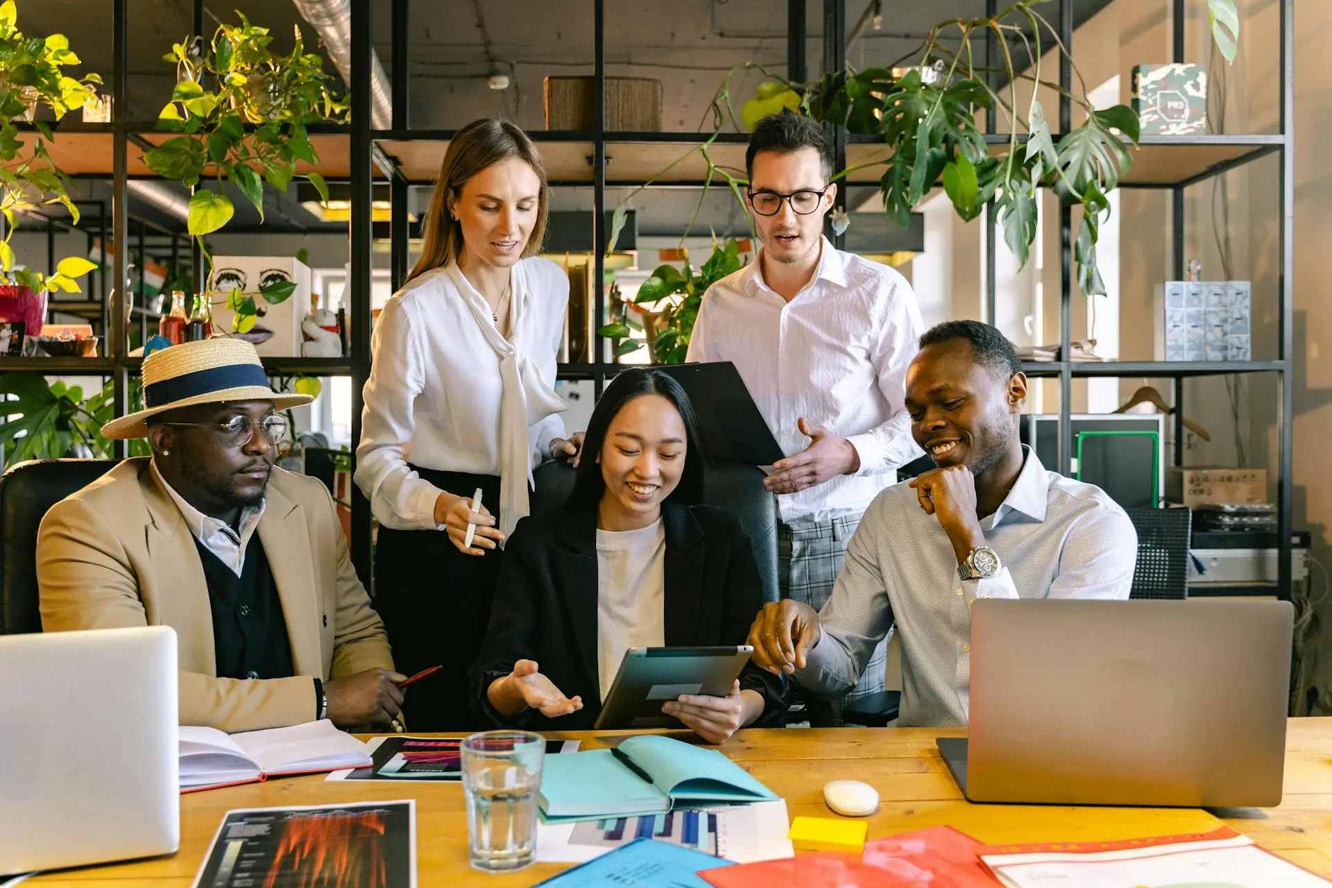 WordPress website laten maken in Noord-Brabant- Onderhoud en support, wij blijven bereikbaar WordPress website laten maken in Noord-Brabant – Onderhoud en support teamoverleg